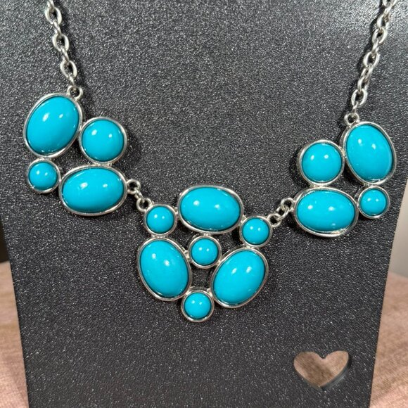 Turquoise Blue Statement Bib Necklace – Silver Tone Adjustable Chain - Picture 2 of 8